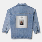 Wazig Grijze Achtergrond Medewerker van de Maand L Denim Jacket (Achterkant)