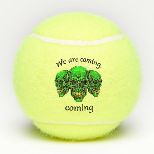 We Are Coming: Kracht en Angst in één ontwerp Tennisballen (Achterkant)