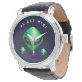"We Are Here" groene alien hoofd Horloge (Gekanteld)