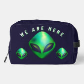 "We Are Here" groene buitenaardse kop Toilettasje (Achterkant)