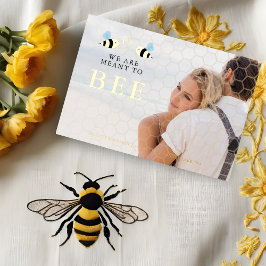 We Are Meant To Bee Quote Funny Two Bees Wedding Folie Uitnodiging