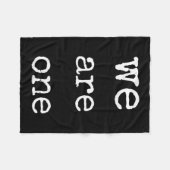 We Are One Men Graphic Insre Tee Sitive Message Fleece Deken (Voorkant (Horizontaal))