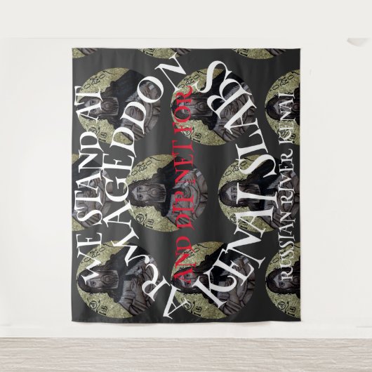 WE BEGINNEN MET ARMAGEDDON EN DIP NET SALMON WANDKLEED (Voorkant)