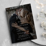 We beloven nog steeds een elegante fotoverjaardag kaart<br><div class="desc">Elegante trendy foto huwelijksverjaardag en gelofte vernieuwing uitnodiging met "we nog steeds doen" witte tekst en zwarte overlay met een chique kalligrafie script. Personaliseer het met uw 2 foto's           Deze tijdloze huwelijksuitnodiging is geschikt voor formele huwelijksceremonies en recepties in moderne stijl.</div>