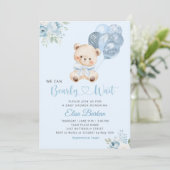 We Can Bearly Wait Blue Balloon Boy Baby Shower Kaart (Staand voorkant)