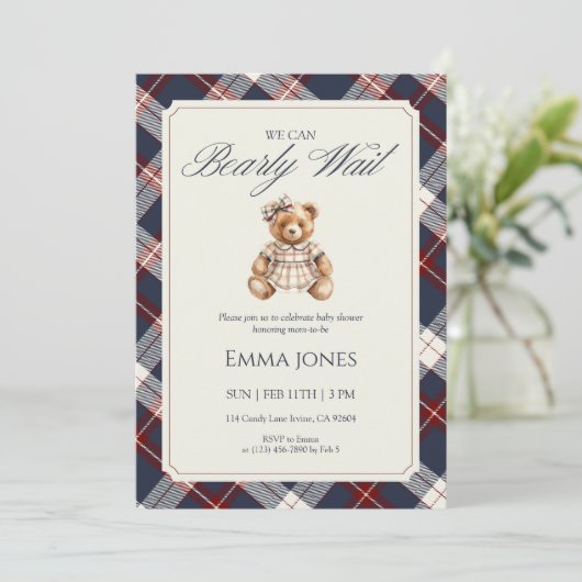 We Can Bearly Wait Navy Plaid Bear Baby Shower Kaart (Staand voorkant)