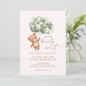We Can Bearly Wait Saliegroene Beer Babyshower Kaart (Staand voorkant)