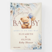 We Can Bearly Wait Teddy Bear Baby Shower Achtergr Spandoek (Verticaal)
