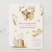 We Can Bearly Wait Woodland Sleep Bear Baby Shower Kaart (Voorkant)