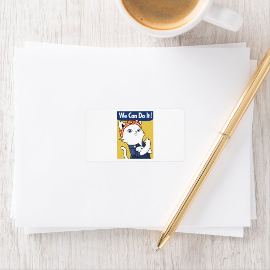 We Can Do It! White Cat Rosie the Riveter Etiket (Insitu)