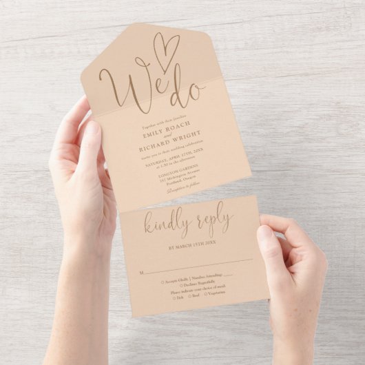 We Do Love Heart Script Zachte Perzik Huwelijk All In One Uitnodiging (Afscheurbaar)