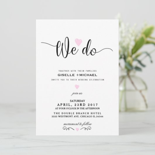 We doen een roze uitnodiging voor een bruiloft (Staand voorkant)