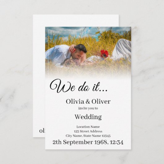 We doen het - Het zoenen van een paar op een weide Kaart (Voorkant / Achterkant)