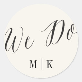 We doen klassieke script kalligrafie monogram brui ronde sticker