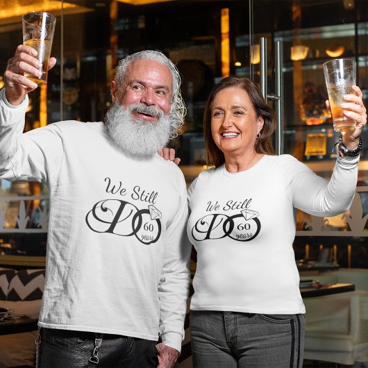 We doen nog steeds bruiloft Jubileum typografie op T-shirt