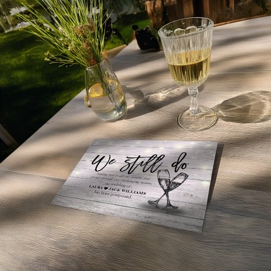 We doen nog steeds een weddenschap dat liefde gedu aankondigingskaart