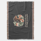 We Don’t Walk Fast; We Walk Meaningful Deken (Voorkant Verticaal)