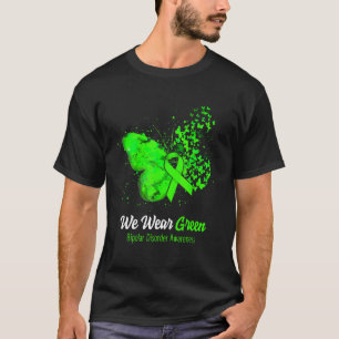 We Draag een groene vlinder die zich bewust is van T-shirt