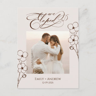 We Eloped Beige Calligrafie Foto Aankondiging Briefkaart