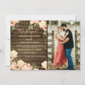 We Eloped Blush Bloemen Rustiek Hout Wedding Kaart (Voorkant)