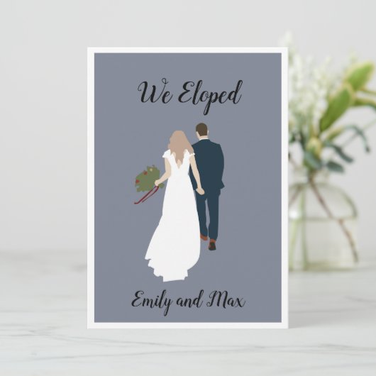 "We Eloped" eenvoudige bruiloft aankondiging Kaart (Staand voorkant)