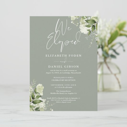 We Eloped Sage Green Wedding Vows Greenery Party Kaart (Staand voorkant)