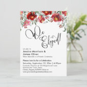 We Eloped Typografie Burgundy Rode Bloemen Kaart (Staand voorkant)
