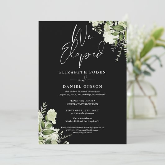 We Eloped Wedding Vows Greenery Party Kaart (Staand voorkant)