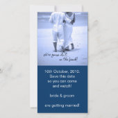 We gaan het op het strand doen! save the date (Voorkant)