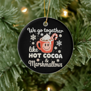 We gaan samen als hete cacaomarshmallows KerstmisW Keramisch Ornament