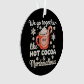 We gaan samen als hete cacaomarshmallows KerstmisW Ornament (voorkant)