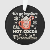 We gaan samen als hete cacaomarshmallows KerstmisW Ornament (voorkant)