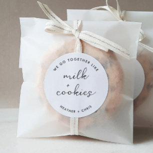 We gaan samen als melk en koekjes Favor Ronde Sticker