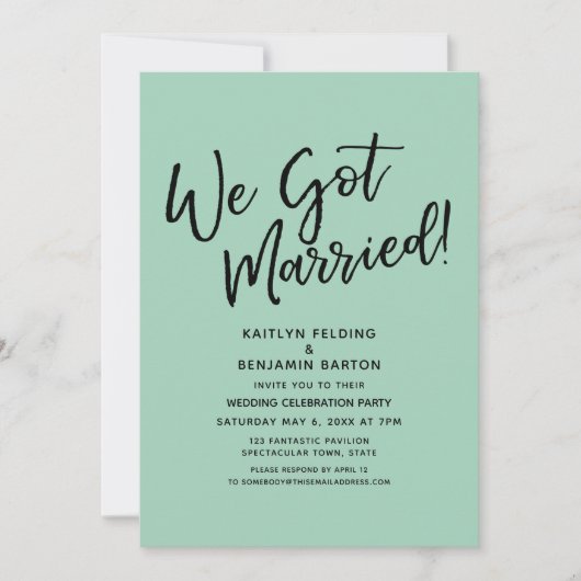 "We Got Married!" Casual Script Groene Ontvangst Kaart (Voorkant)