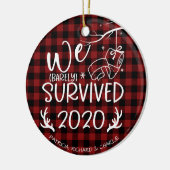 We hebben 2020 Cute Funny Covid Kerstmis overleefd Keramisch Ornament (Links)
