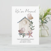 We hebben Birdhouse New Home Moving Announcement v Kaart (Staand voorkant)