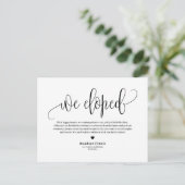 We hebben |  Black Script Wedding Elopement Aankondigingskaart (Staand voorkant)