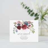 We hebben Burgundy Floral Moving Aankondigingskaart (Staand voorkant)