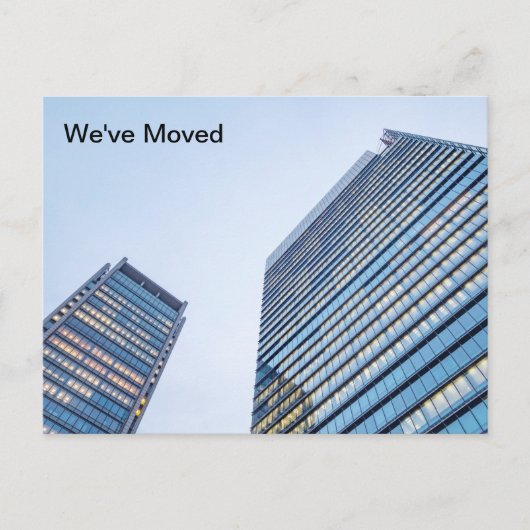 We hebben City Skyscraper Modern Business verplaat Briefkaart (Voorkant)