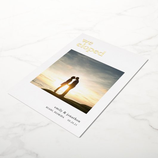 We hebben de aankondiging van de Luxury Real (Gedraaid)