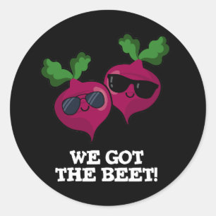 We hebben de bietgrappige Veggie Pun Dark BG Ronde Sticker