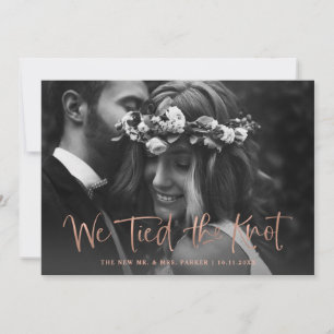 We hebben de Knot Roos Gold Script Photo Elopement Aankondiging