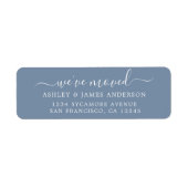 We hebben Denim Blue New Address-label verplaatst Etiket (Voorkant)