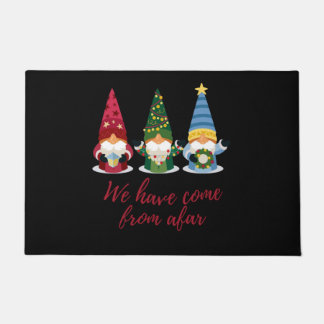 We hebben drie gnomen uit Afar Doormat. Deurmat