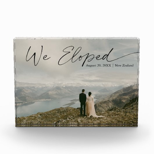 We hebben een foto gemaakt van het huwelijk met ka (Voorkant)