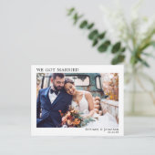 We hebben een gehuwd modern minimalistisch simpel briefkaart (Staand voorkant)