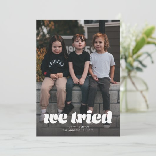 We hebben een grappige kerstfoto gemaakt feestdagenkaart (Staand voorkant)