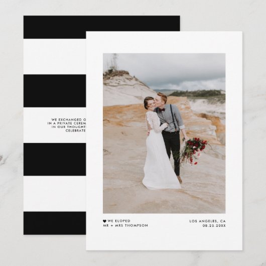 We hebben een modern minimalistisch zwart fotohuwe aankondiging (Voorkant / Achterkant)