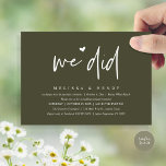 We hebben een moderne bruiloft Elopement receptie  Kaart<br><div class="desc">Markeer het begin van uw eeuwigheid met elegantie met behulp van onze hedendaagse rustieke olijfgroene thema bruiloft elopement receptie diner feest viering uitnodiging kaart, "We deden". Perfect voor koppels die hun vreugdevolle gelegenheid uitbreiden, deze uitnodiging straalt sophisticatie uit met een vleugje speelsheid, en vormt het podium voor een gedenkwaardige gebeurtenis....</div>
