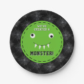 "We hebben een Monster" Halloween Baby shower Creë Papieren Bordje (Voorkant)